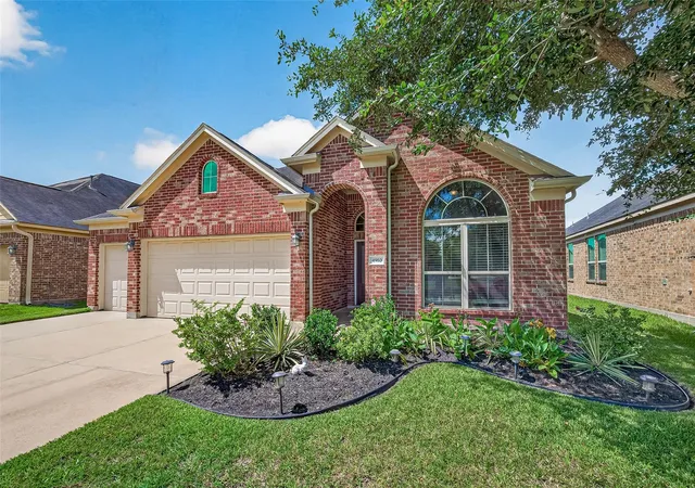 Homes for sale in Rosenberg, TX | 4910 Culver Ln, Rosenberg, TX 77471 | MLS# 89951619