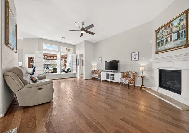 Photo 3 of Single family home for sale at 4910 Culver Ln, Rosenberg, TX 77471 | MLS# 89951619 | Listing updated on 2026-10-06