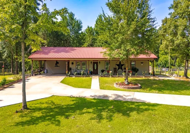 3rd image of 260 J T Smith Dr, Corrigan, TX 75939 | MLS# 81244918