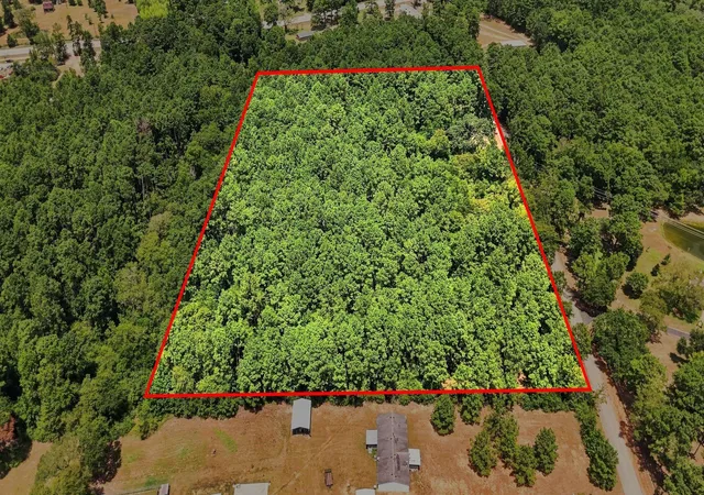 2nd image of 201 Lewis Ln, New Waverly, TX 77358 | MLS# 25325104