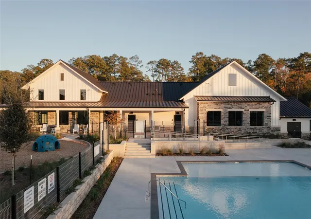 10th image of 12121 Moonlight Path Dr, Conroe, TX 77304 | MLS# 79187836