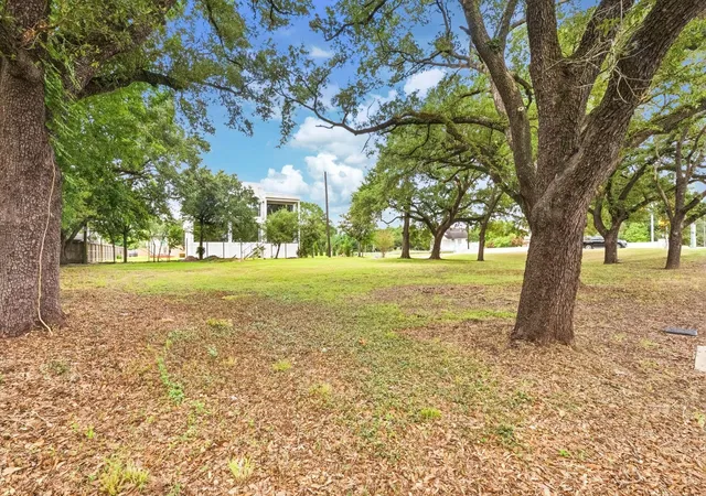 Photo 4 of Land for sale at 5027 S Braeswood Blvd, Houston, TX 77096 | MLS# 22572859 | Listing updated on 2026-07-13