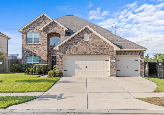 Photo 1 of Single family home for sale at 23310 Bordeaux Dr, Alvin, TX 77511 | MLS# 1068053 | Listing updated on 2026-08-30