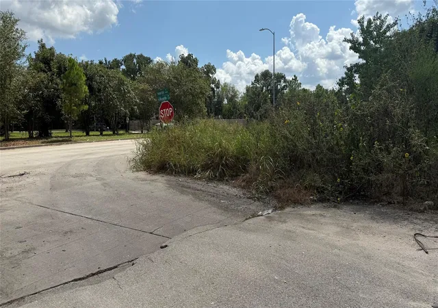 Photo 2 of Land for sale at 0 Hewrick, Houston, TX 77020 | MLS# 36784627 | Listing updated on 2025-10-02