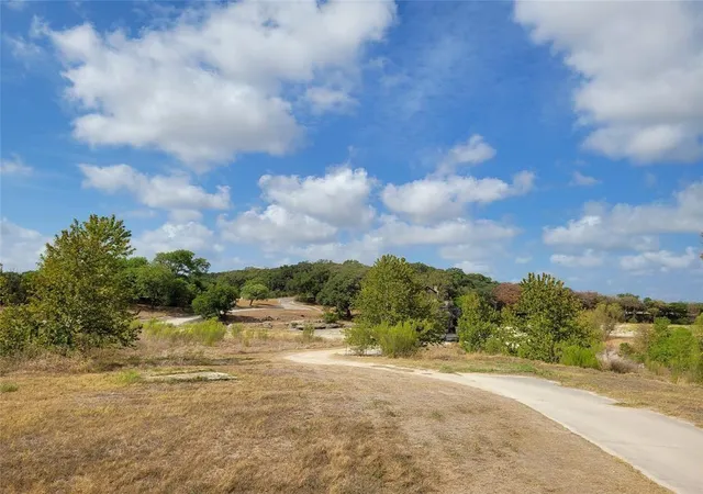 5th image of 530 Buckskin Trail, Bandera, TX 78003 | MLS# 83172654