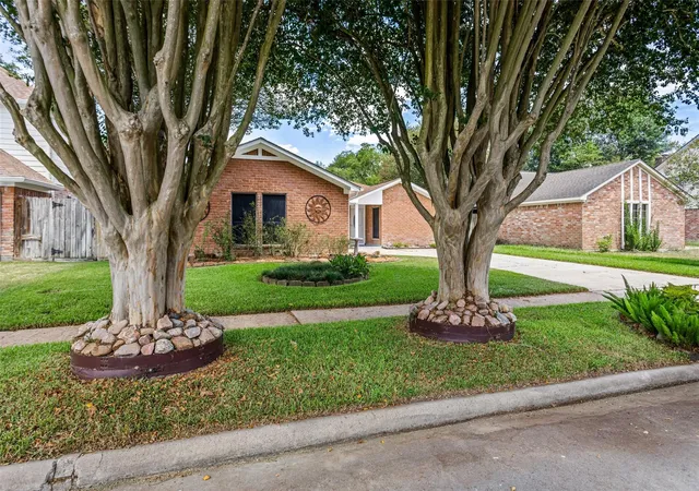 Photo 3 of Sale Pending at 12002 Osage Park Dr, Houston, TX 77065 | MLS# 63084706 | Listing updated on 2026-09-17