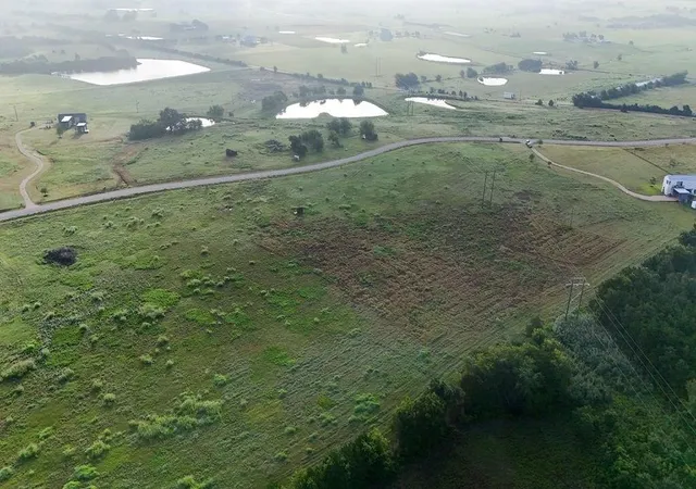 3rd image of 227 Vineyard View Trl, Carmine, TX 78932 | MLS# 11976697