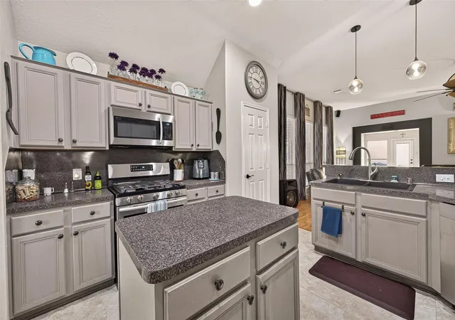 Photo 3 of Single family home for sale at 24223 Emory Green St, Katy, TX 77493 | MLS# 17817722 | Listing updated on 2026-08-20