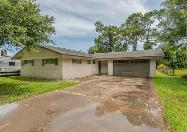 1st image of 121 Glynn Dr, Bridge City, TX 77611 | MLS# 34269338
