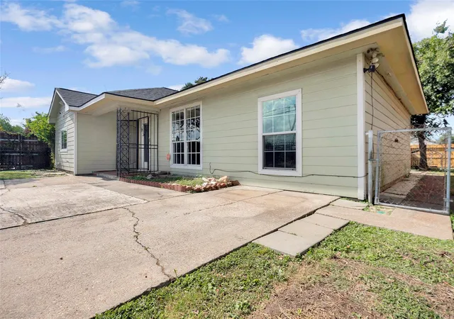 Homes for sale in Houston, TX | 2919 Cochran St, Houston, TX 77009 | MLS# 13418207