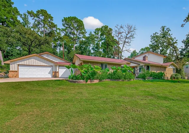 Photo 1 of Single family home for sale at 701 Saint Lawrence River Rd, Montgomery, TX 77316 | MLS# 50482822 | Listing updated on 2026-08-28