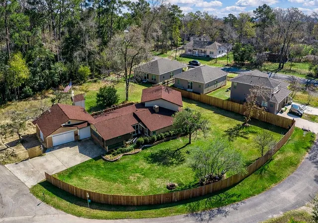 Photo 2 of Single family home for sale at 701 Saint Lawrence River Rd, Montgomery, TX 77316 | MLS# 50482822 | Listing updated on 2026-08-28