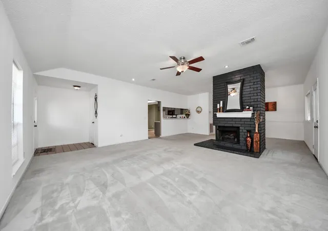 Photo 4 of Single family home for sale at 3310 Autumn Brg Ln, Houston, TX 77084 | MLS# 39299026 | Listing updated on 2026-09-20