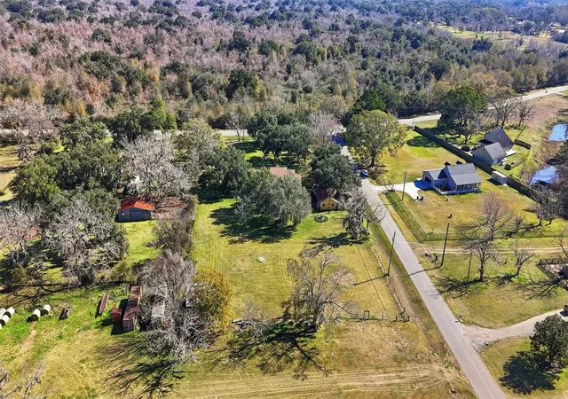 Homes for sale in West Columbia, TX | 5610 County Road 823, West Columbia, TX 77486 | MLS# 13886192