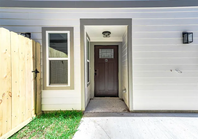 31st image of 2022 Hampton St #A B, Houston, TX 77088 | MLS# 80666242