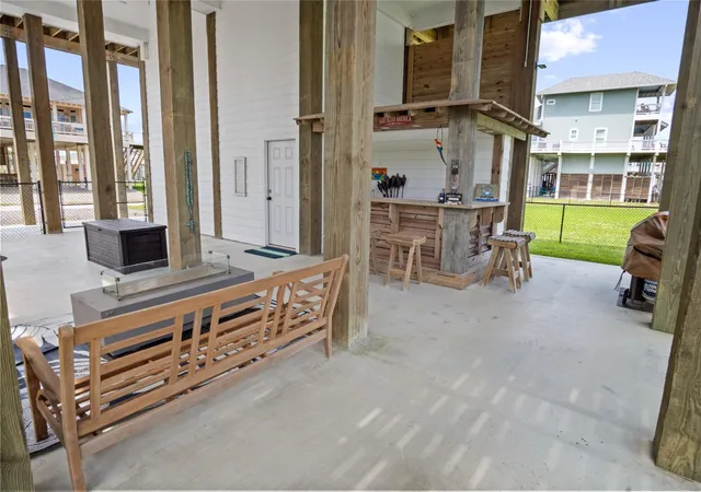 Photo 4 of Single family home for sale at 2630 Breaker Dr, Port Bolivar, TX 77650 | MLS# 24655487 | Listing updated on 2026-08-27