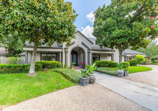 2nd image of 12 Bayou Bend, Beaumont, TX 77706 | MLS# 93196519