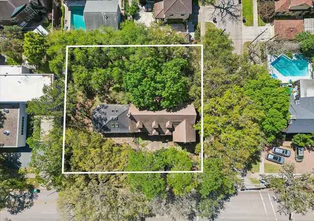 1st image of 2047 University Blvd, Houston, TX 77030 | MLS# 3952259