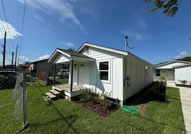 Multi family home for sale at 8214 Livingston St, Houston, TX 77051 | MLS# 37607151