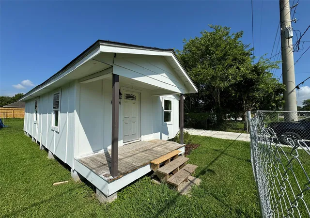 Photo 2 of Multi family home for sale at 8214 Livingston St, Houston, TX 77051 | MLS# 37607151 | Listing updated on 2026-05-01
