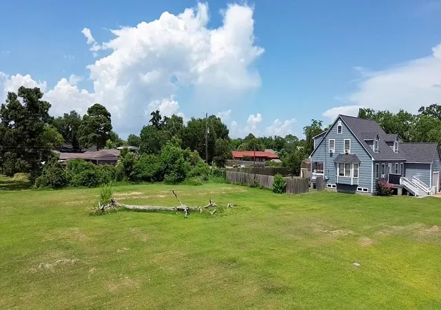 7th image of 510 S Shady Ln, La Porte, TX 77571 | MLS# 43817859