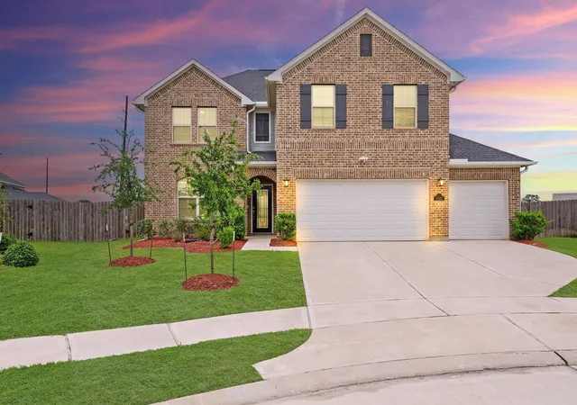 1st image of 31202 Zacara Ln, Fulshear, TX 77441 | MLS# 18813950