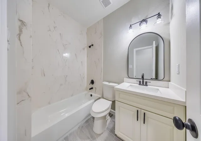 4th image of 3206 Roland St, Houston, TX 77026 | MLS# 59671868