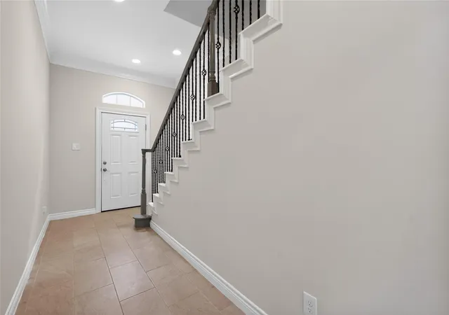 4th image of 2605 Cheshire Oaks Dr, Houston, TX 77054 | MLS# 92685442