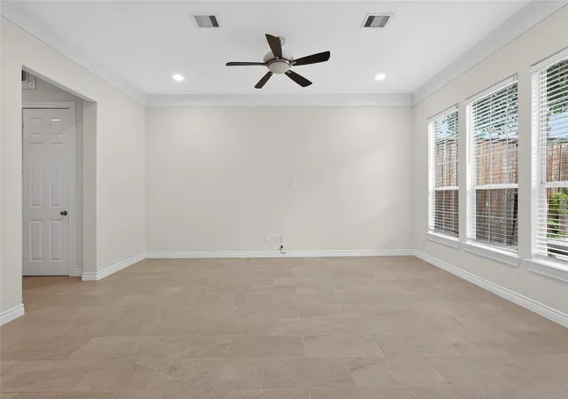 5th image of 2605 Cheshire Oaks Dr, Houston, TX 77054 | MLS# 92685442