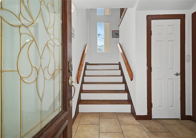 Photo 3 of Single family home for sale at 804 Bay Ave, Kemah, TX 77565 | MLS# 41512652 | Listing updated on 2026-10-07