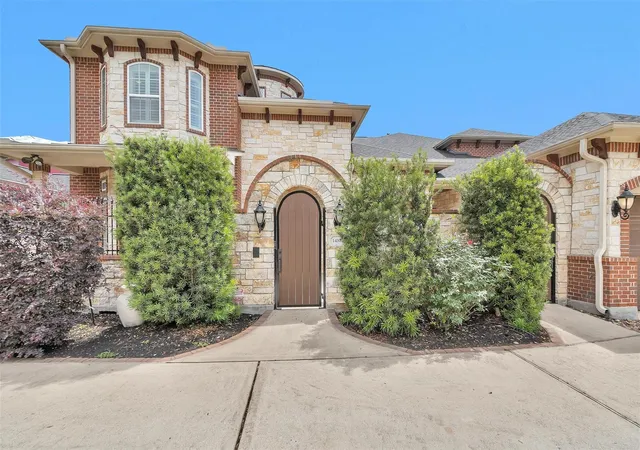 4th image of 14306 Heidi Oaks Ln, Humble, TX 77396 | MLS# 77650437