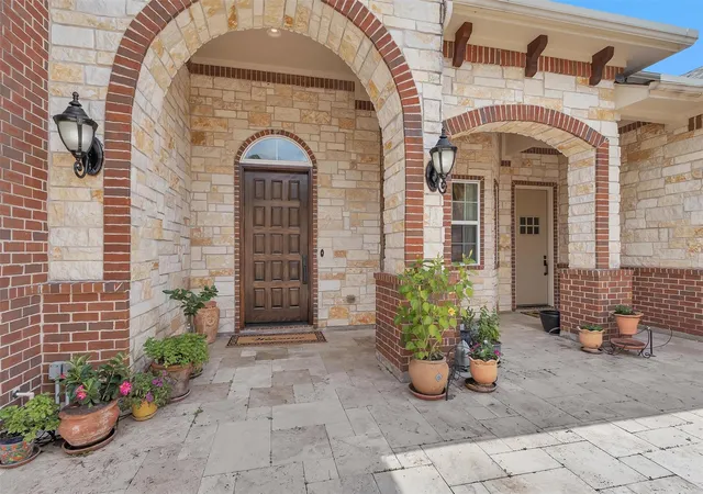 5th image of 14306 Heidi Oaks Ln, Humble, TX 77396 | MLS# 77650437