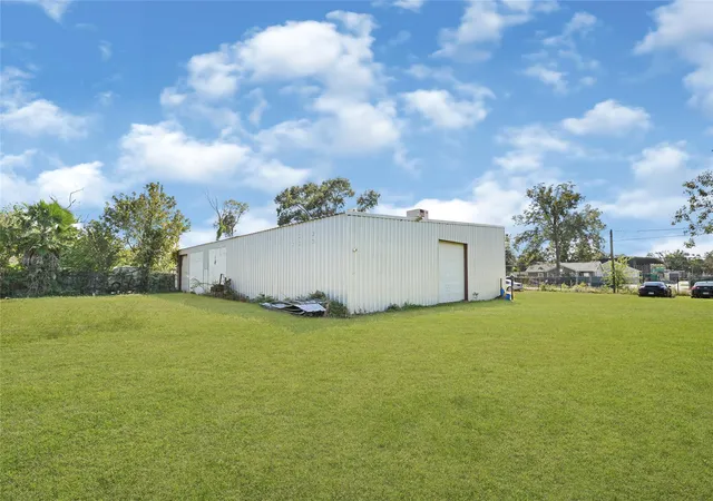 3rd image of 4315 Parker Rd, Houston, TX 77093 | MLS# 27388896
