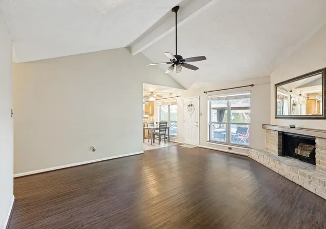 Photo 3 of Single family home for sale at 1615 Pecan Holw St, Pearland, TX 77581 | MLS# 7460943 | Listing updated on 2026-09-19