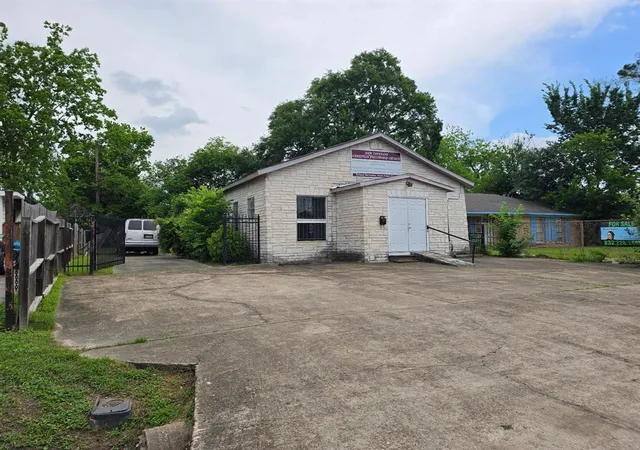 Photo 3 of Land for sale at 9217 Mallory St, Houston, TX 77051 | MLS# 92936088 | Listing updated on 2026-08-16