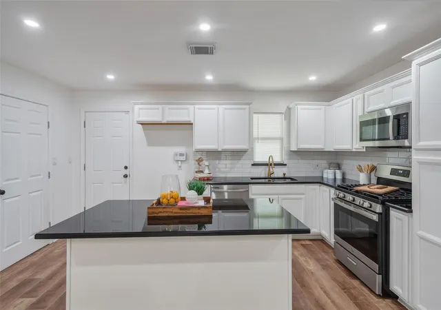 Photo 3 of Sale Pending at 3051 Rothermel Rd, Houston, TX 77093 | MLS# 87082388 | Listing updated on 2026-09-20