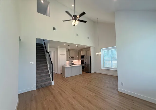 Photo 3 of Single family home for sale at 6118 Lake Chippewa Ct, Katy, TX 77493 | MLS# 77014182 | Listing updated on 2026-09-19