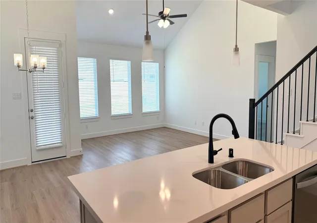 Photo 4 of Single family home for sale at 6118 Lake Chippewa Ct, Katy, TX 77493 | MLS# 77014182 | Listing updated on 2026-09-19