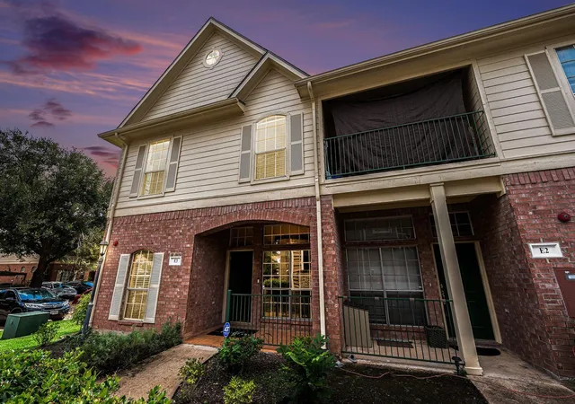 Homes for sale in Sugar Land, TX | 2710 Grants Lake Blvd #E3, Sugar Land, TX 77479 | MLS# 5242341