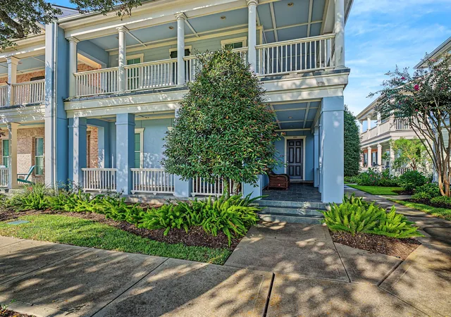 Photo 3 of Townhouse for sale at 109 Island Psge Psge, Galveston, TX 77554 | MLS# 67906185 | Listing updated on 2026-08-29