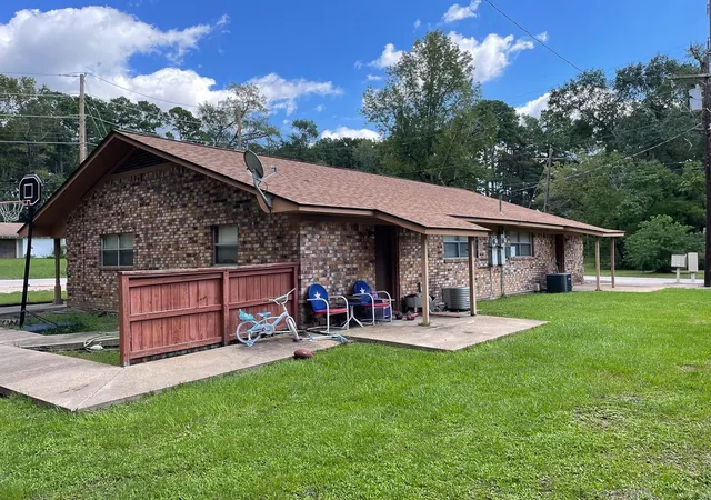 21st image of 704 Cline, Huntsville, TX 77340 | MLS# 91503666