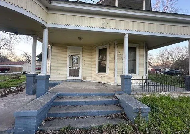 3rd image of 601 E Michalk St, Thorndale, TX 76577 | MLS# 3900627