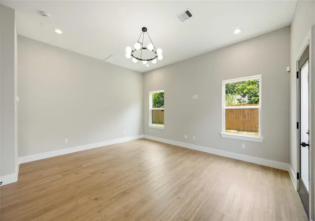 Listing Photo 5 - Condo for sale in building located at 5942 Southridge St, Houston, TX 77033 - Unit #A and B
