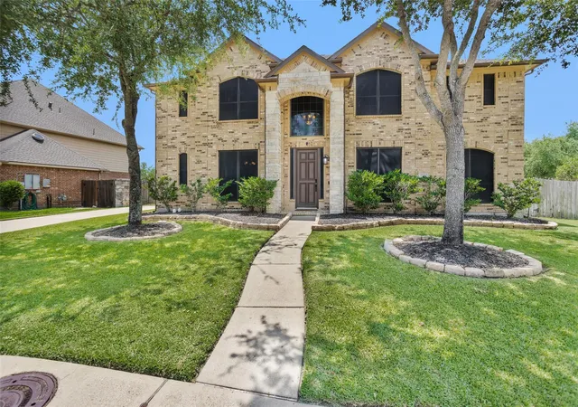1st image of 2944 Auburn Woods Dr, Pearland, TX 77581 | MLS# 84153337