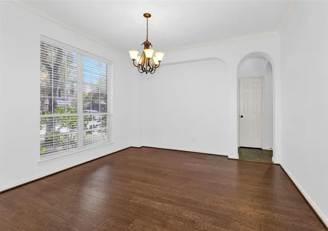 5th image of 2944 Auburn Woods Dr, Pearland, TX 77581 | MLS# 84153337