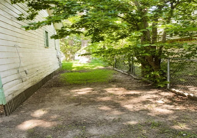 4th image of 1914 Howell Ave, La Marque, TX 77568 | MLS# 69863688