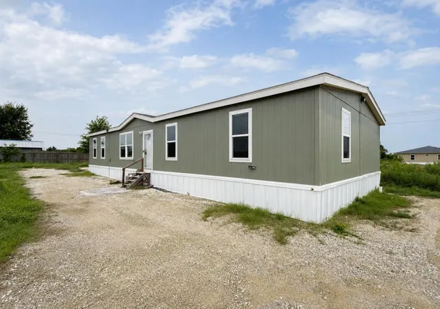 Photo 1 of Sale Pending at 1195 5702 Road, Cleveland, TX 77327 | MLS# 78158354 | Listing updated on 2026-09-01