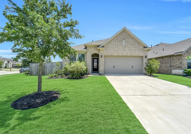 1st image of 2414 Lemon Grass Dr, Brookshire, TX 77423 | MLS# 72980813