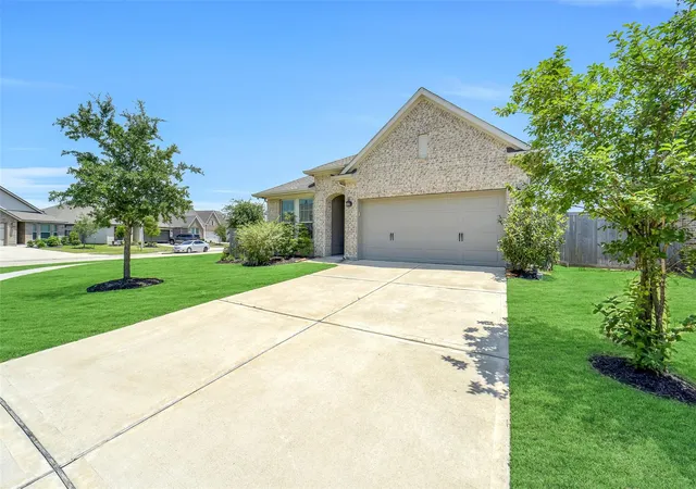 2nd image of 2414 Lemon Grass Dr, Brookshire, TX 77423 | MLS# 72980813