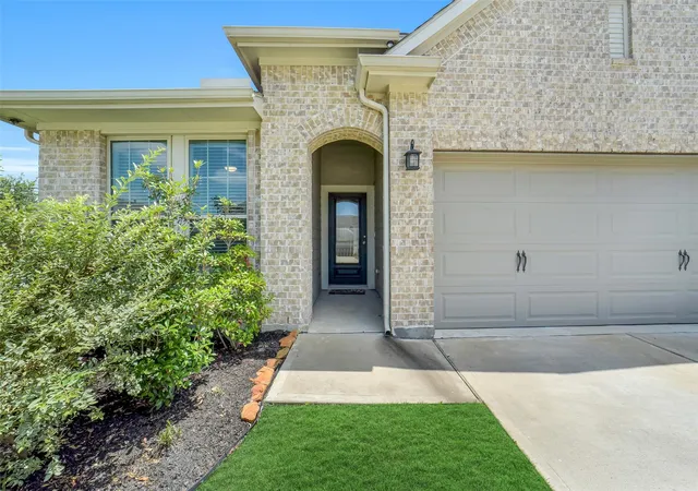 4th image of 2414 Lemon Grass Dr, Brookshire, TX 77423 | MLS# 72980813